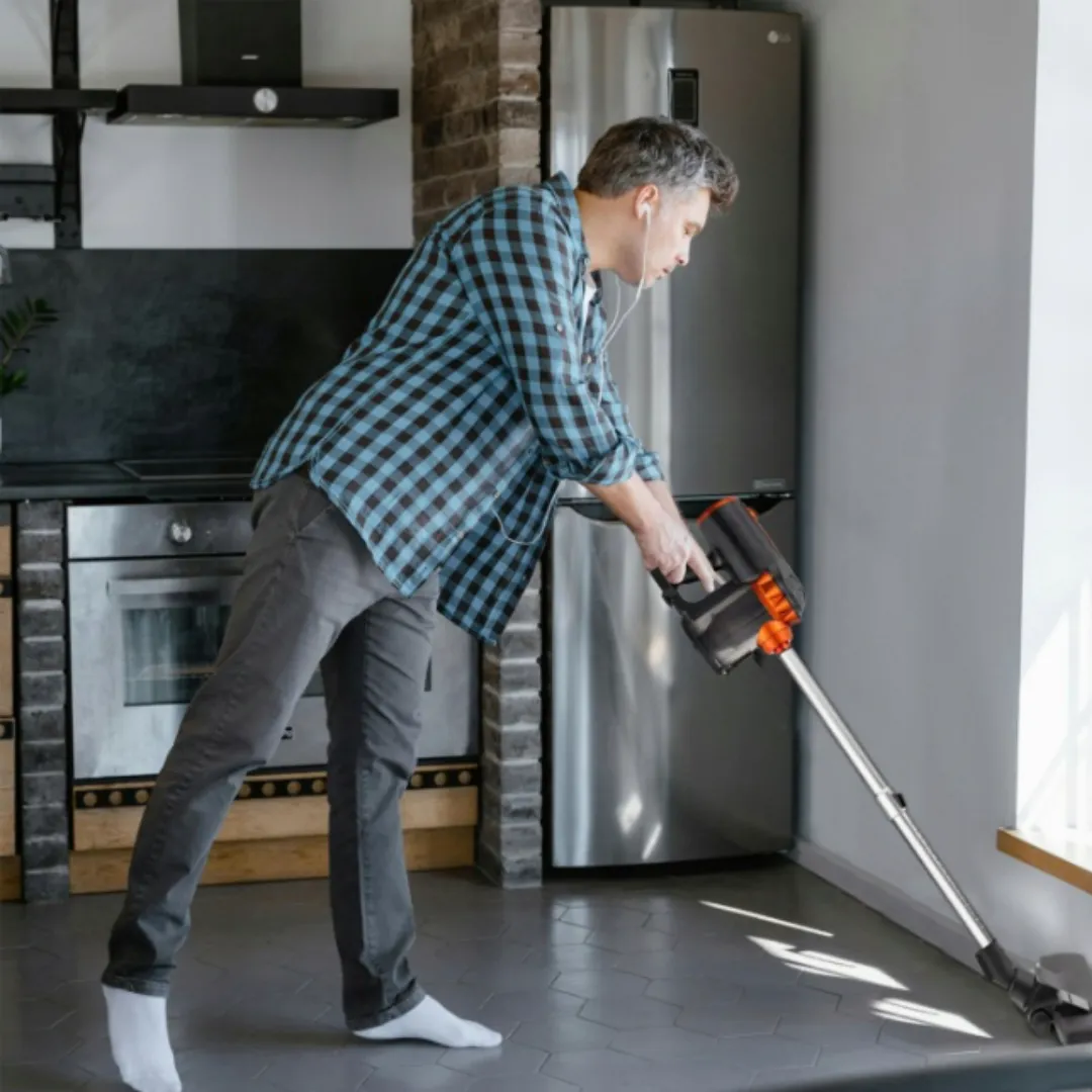ADAMANTA Retoo PowerClean OR1080 aspirapolvere 650W