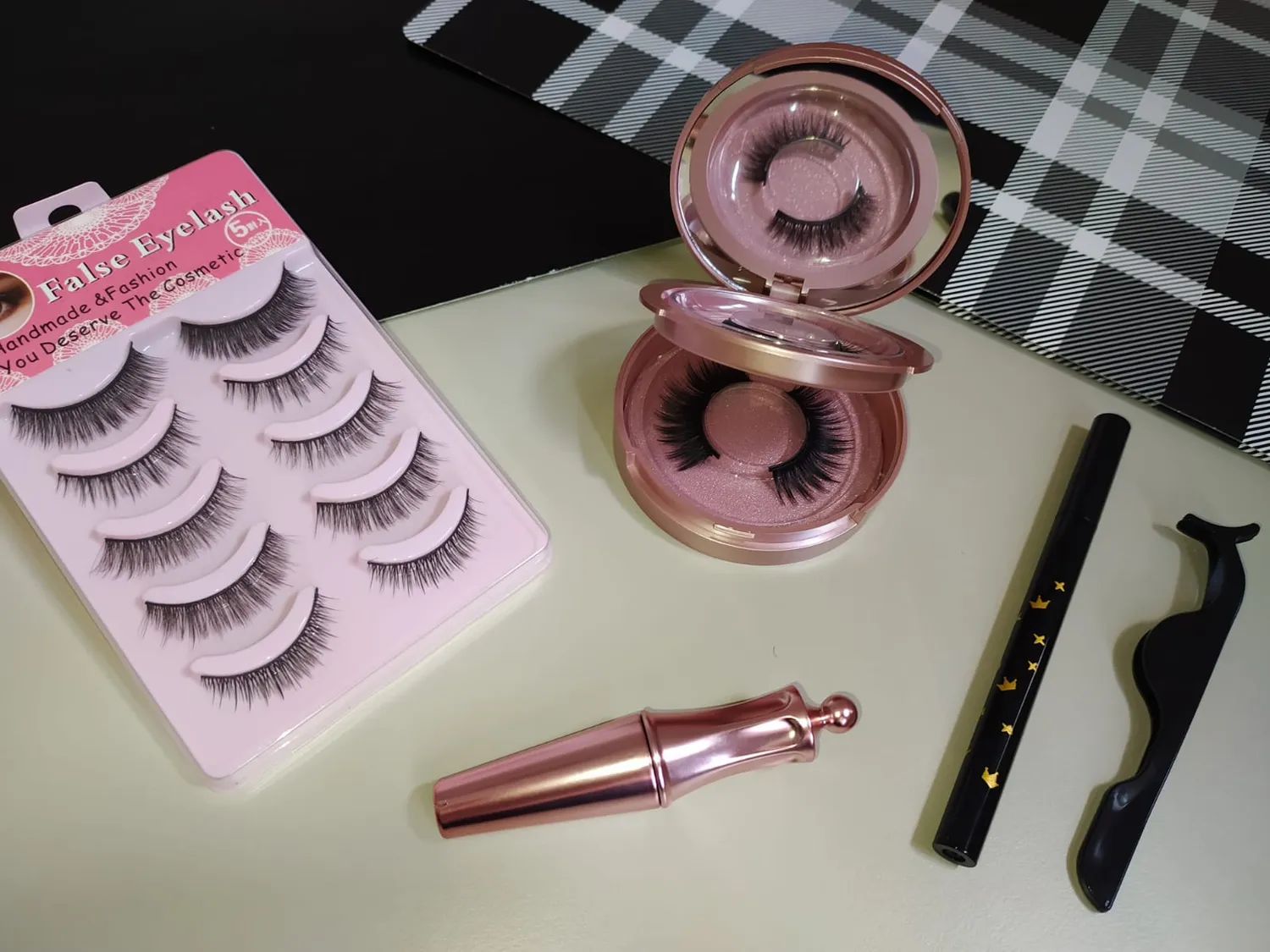 ADAMANTA 3D ciglia magnetiche 7 paia con eyeliner