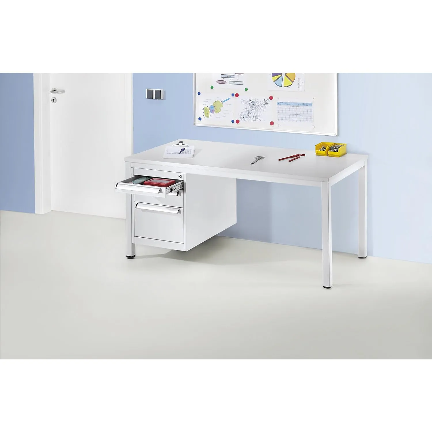 Kaiserkraft Eurokraft Pro scrivania 1400x800 mm piano HPL