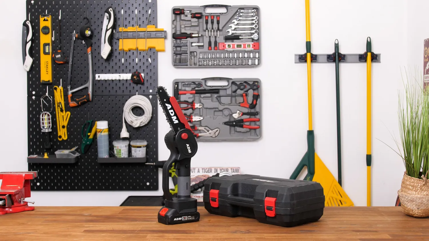 ADAMANTA ADM 527 Mini Motosega a Batteria 21V 6 Pollici