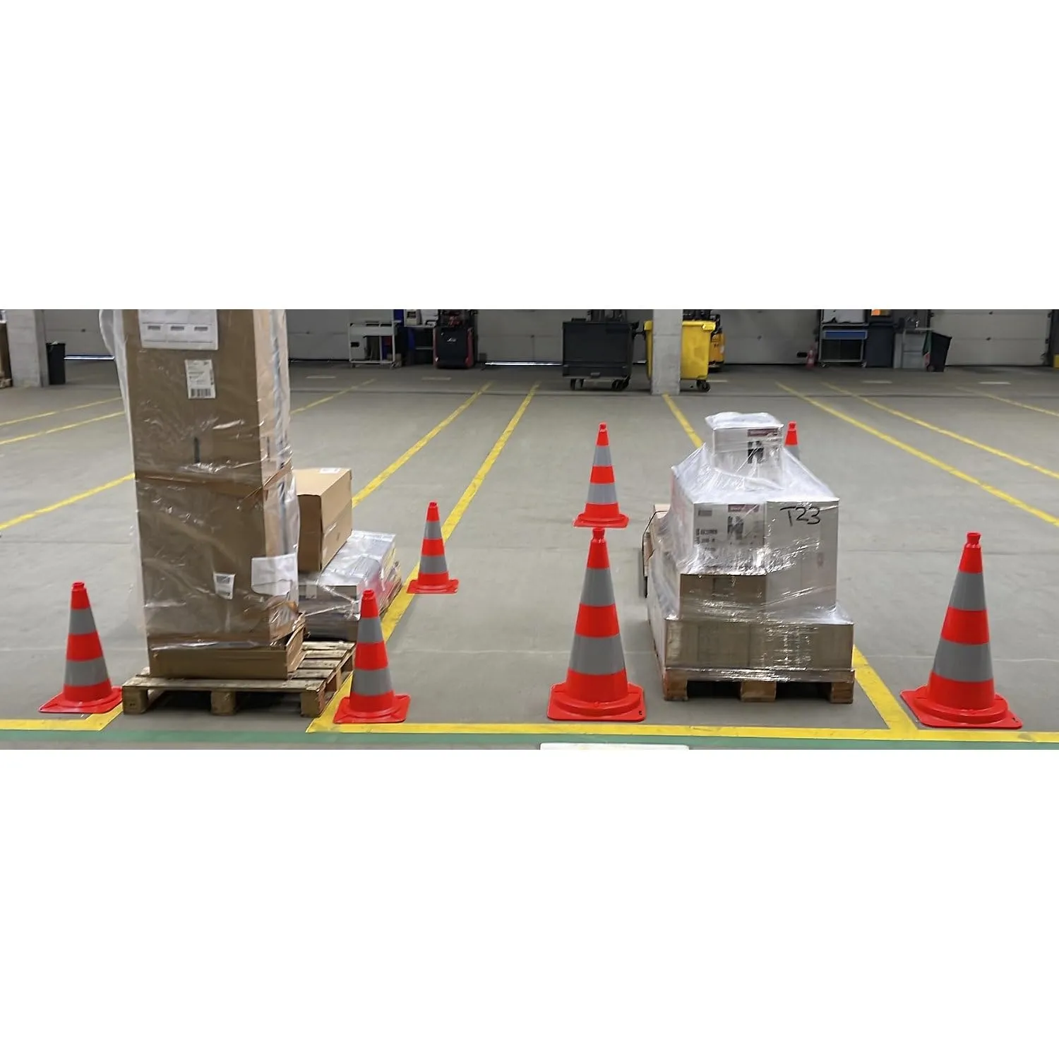 Kaiserkraft Cono segnaletico PVC luminescente 750 mm conf. 10 pz