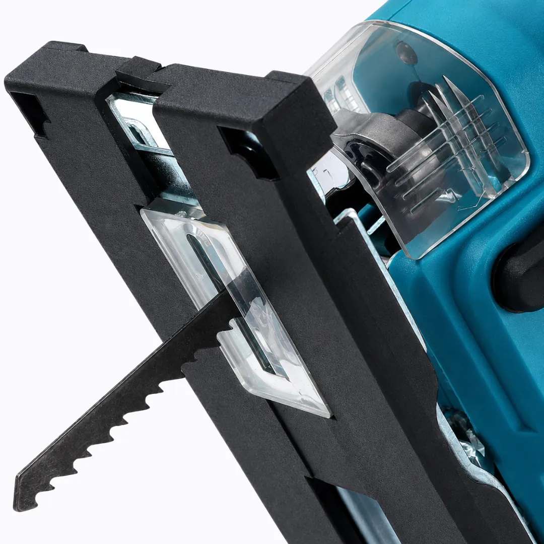 ADAMANTA 7074 seghetto alternativo a batteria 550 W