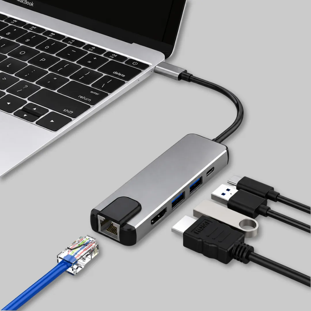 ADAMANTA USB-C Hub 5-in-1 adattatore HDMI 4K multiporta